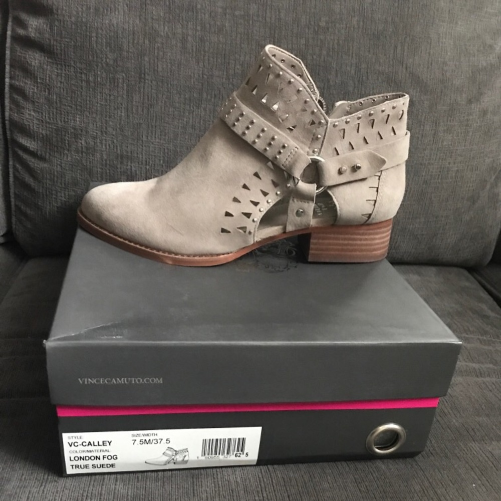Vince Camuto booties BNIB - Picture 1 of 1